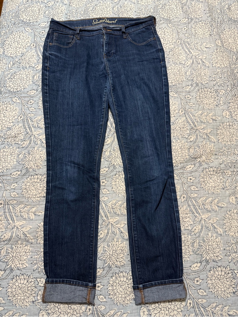 Old Navy Women's Dark Blue Skinny Jeans size 6 L